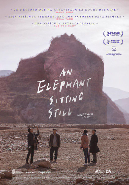 Póster An Elephant Sitting Still